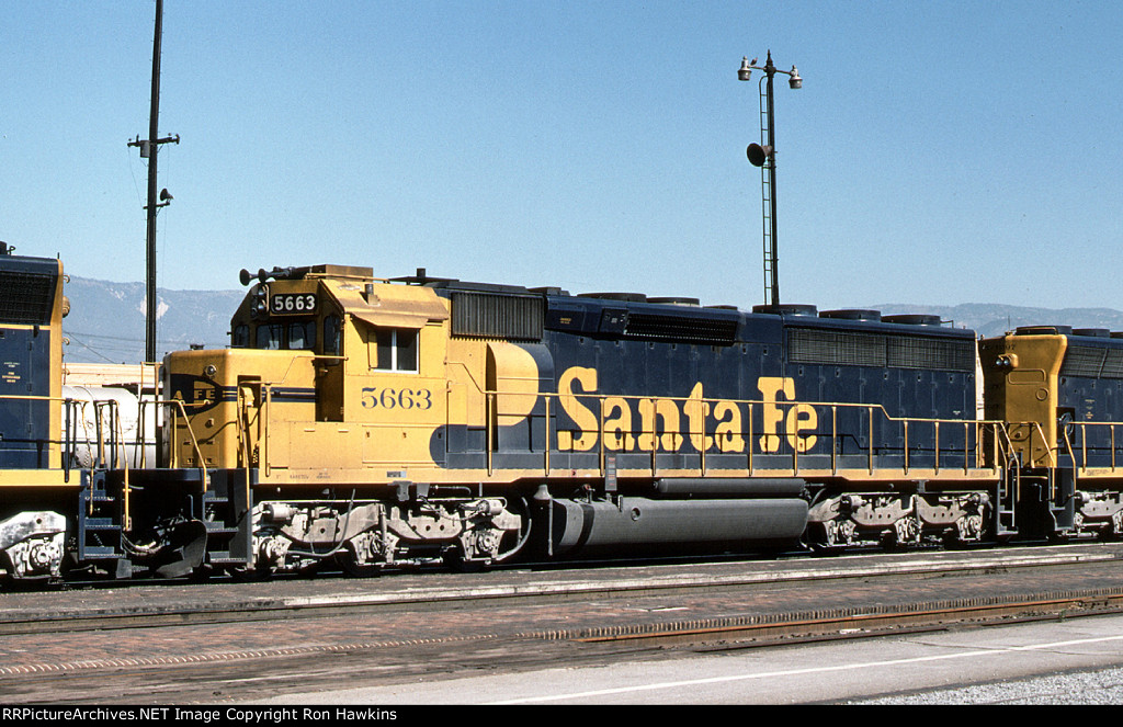 ATSF 5663 (REPOST)